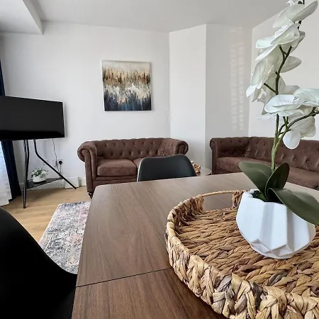 בית נופש Orchid S&n House 2 *